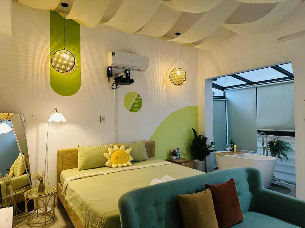 Hala's House – Hanoi